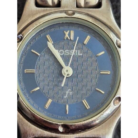 Fossil Ladies Great Blue dial and  Original Metal Band New battery Sharp Classic - Picture 10 of 11